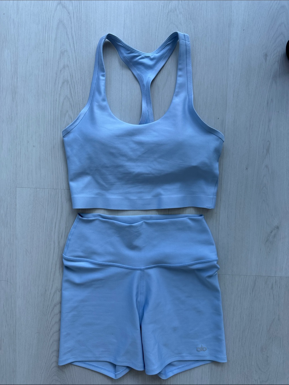Alo Light Blue Set in Size Small